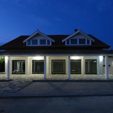 White Apartman Siofok Exterior photo